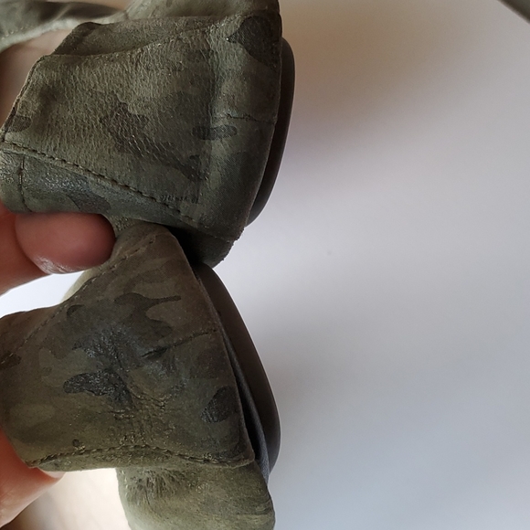 Storehouse Flats size 10 Camo - Picture 3 of 5